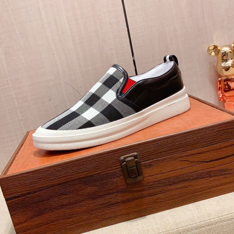 Burberry Low Shoes